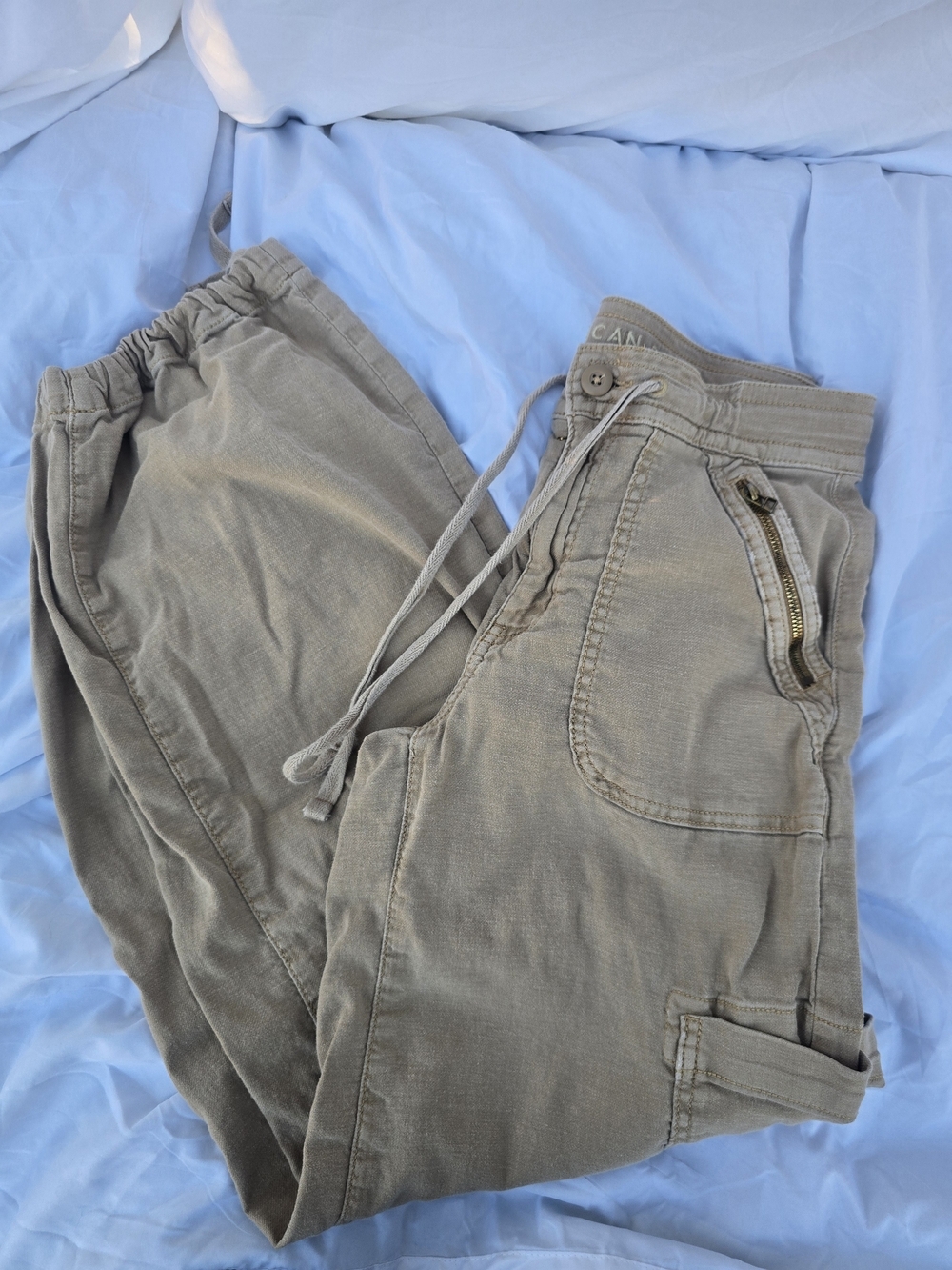 American Eagle Cargo Jogger Pants Women's Size 0 Beige Taupe Stretch